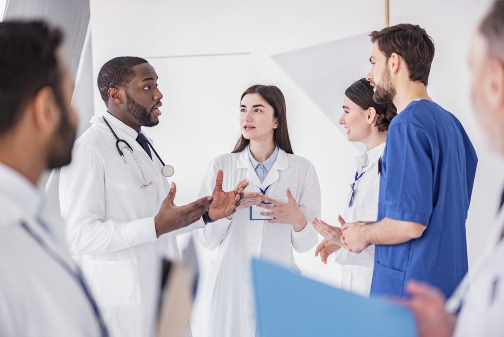 Doctors Discussing
